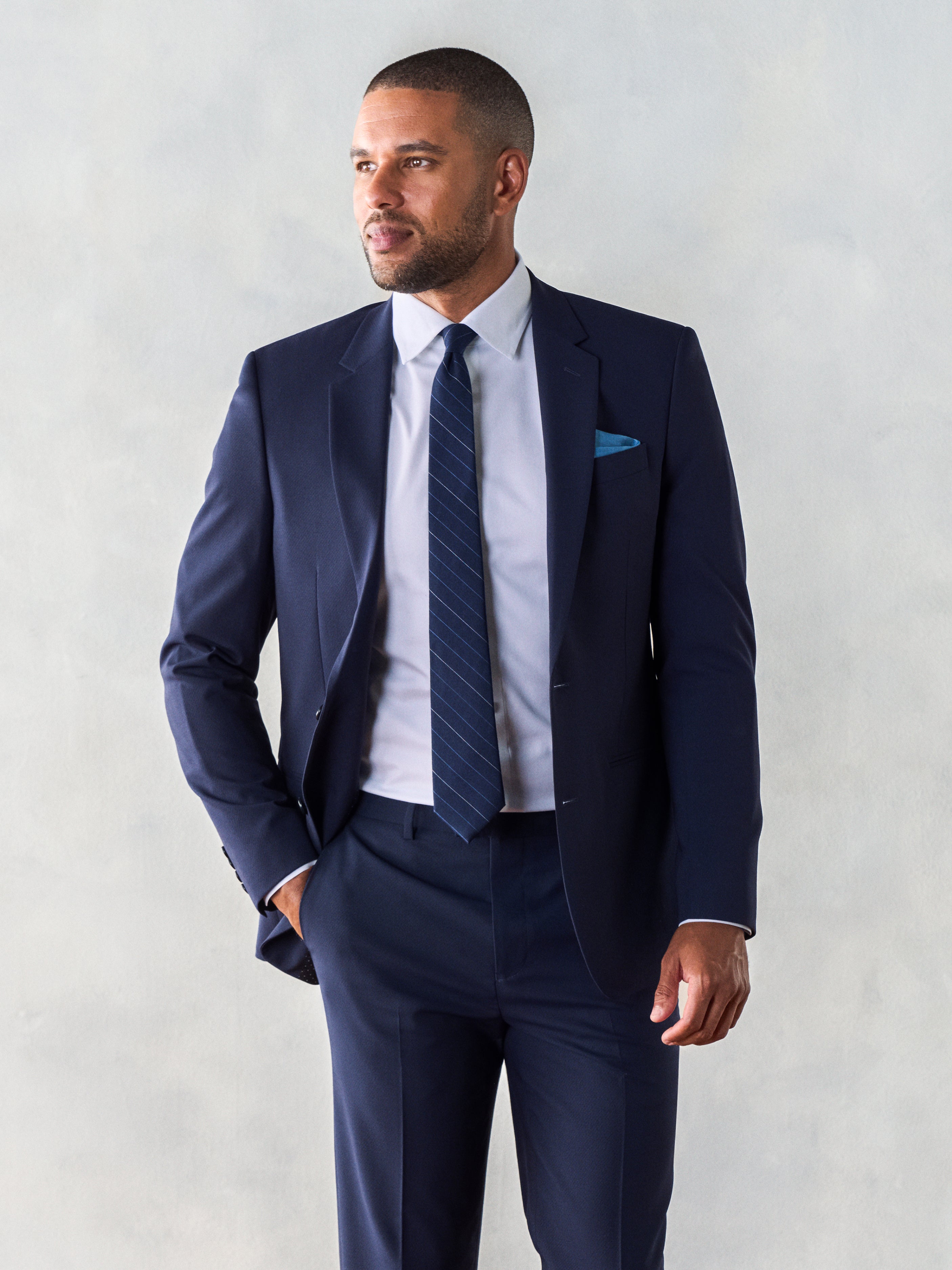 Black Men's Suits | Men's Wearhouse